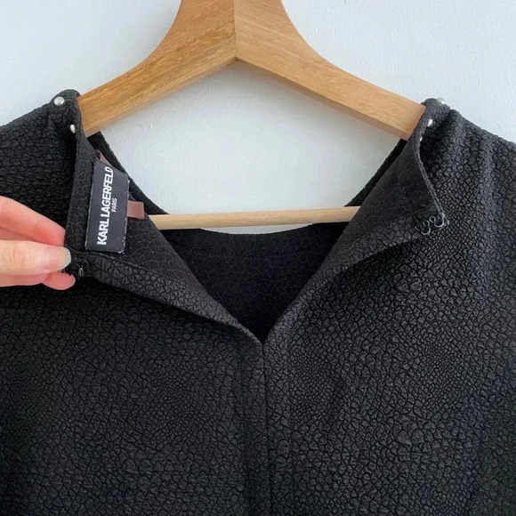 KARL LAGERFELD PARIS Women Black Sleeveless Shirt "NOI" studded collar, Size S - Picture 4 of 6